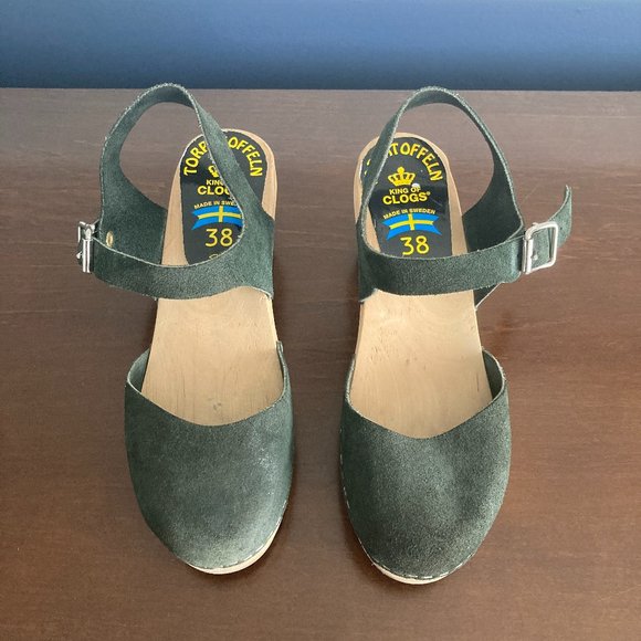 💲SOLD💲 Swedish Hasbeens Torpatoffeln Clogs in Forest Green • size 38 - Picture 1 of 10